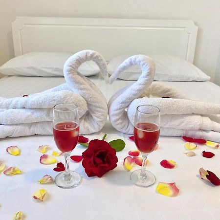 Vila Arlind Hotel Vlore Ngoại thất bức ảnh