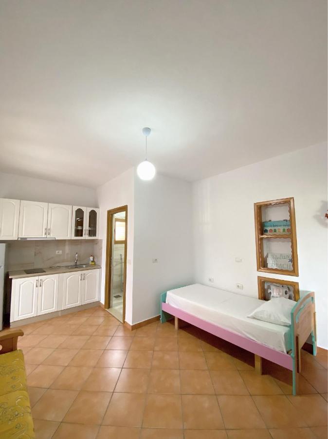 Vila Arlind Hotel Vlore Ngoại thất bức ảnh