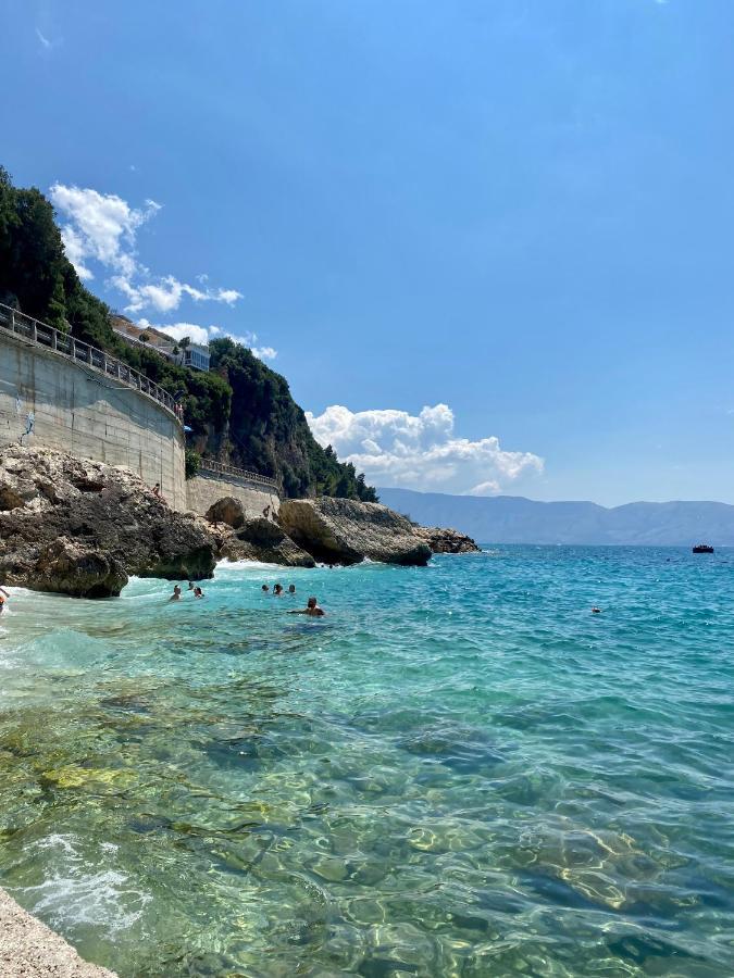 Vila Arlind Hotel Vlore Ngoại thất bức ảnh