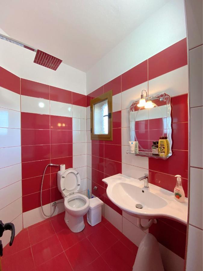 Vila Arlind Hotel Vlore Ngoại thất bức ảnh